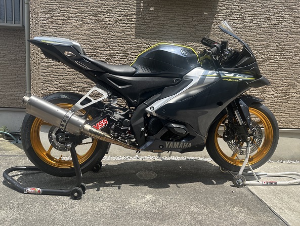 YZF-R15 スポーツ走行仕様