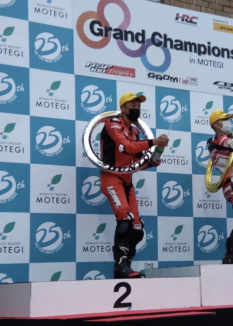 TSU GARAGE レース参戦・表彰台